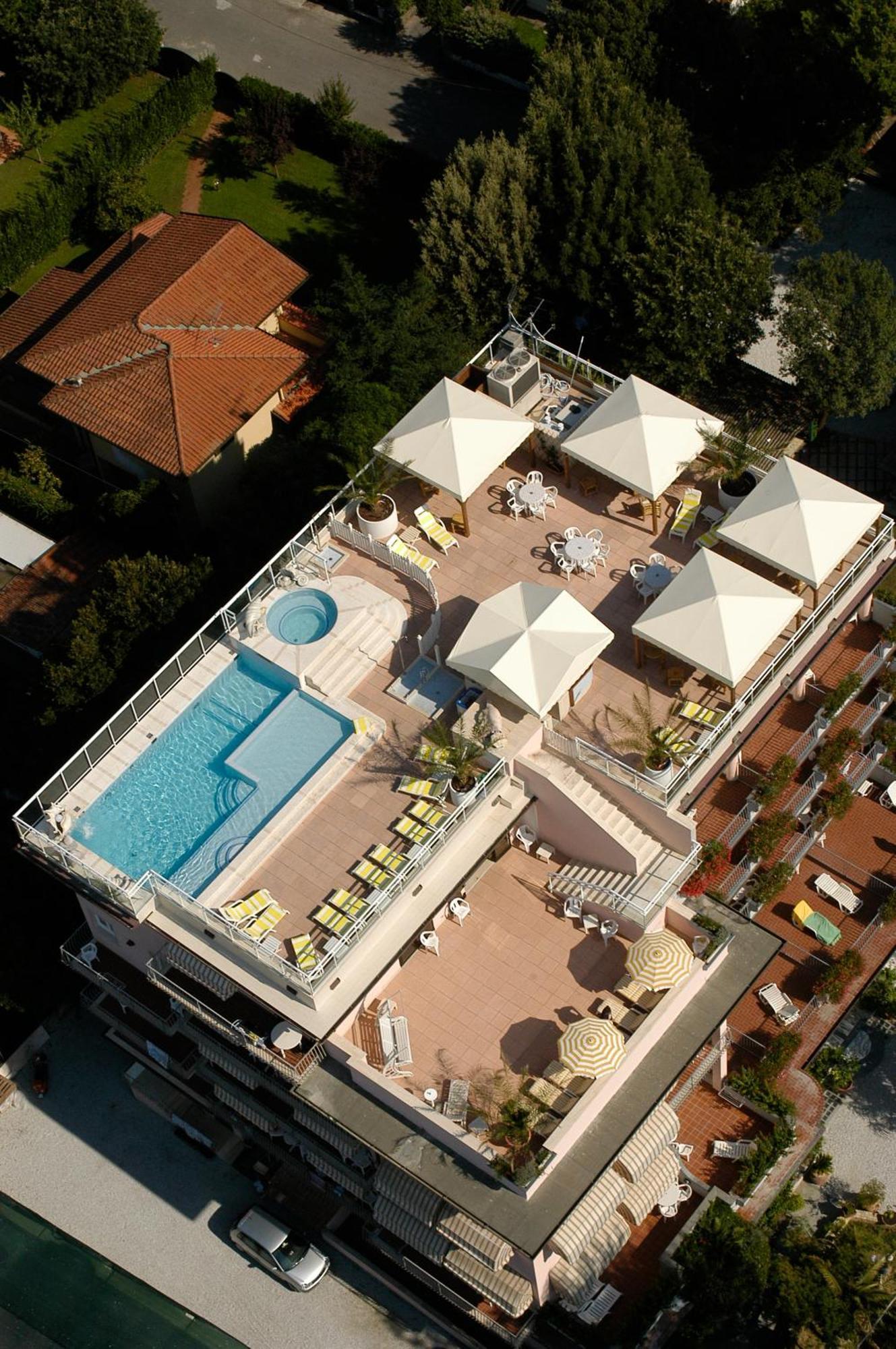Hotel Residence Villa Marzia Marina di Pietrasanta Zewnętrze zdjęcie